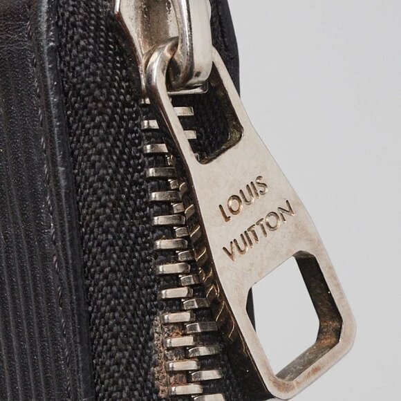 Louis Vuitton Black Epi Leather Vertical Zippy Wallet - Picture 5 of 10